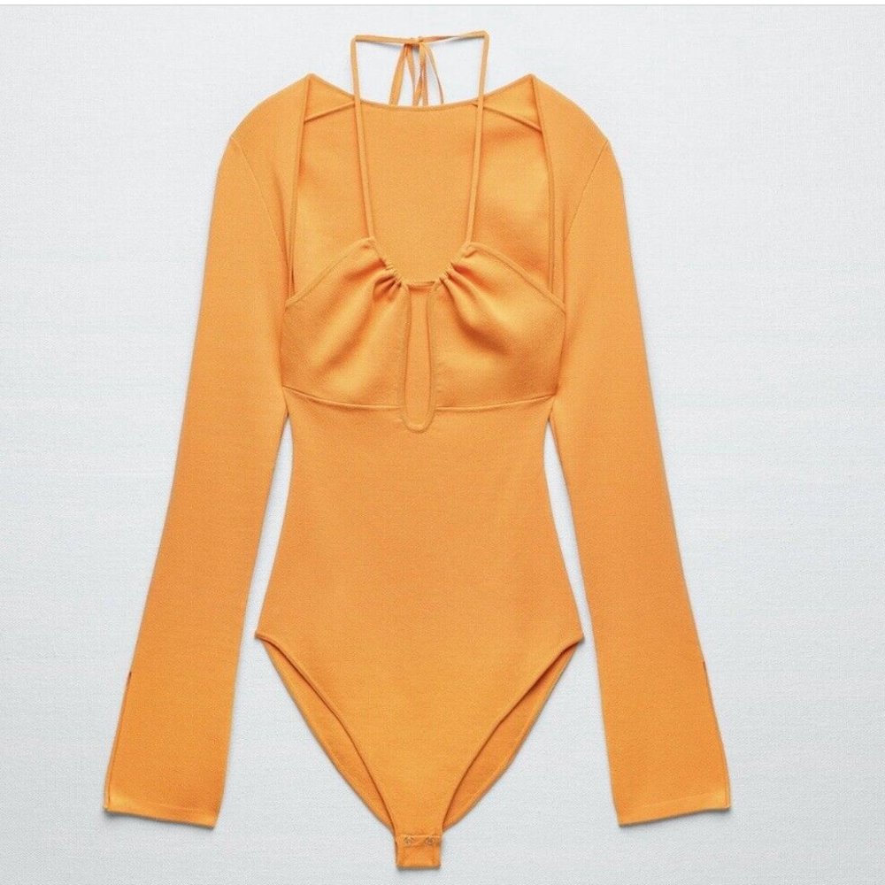 ZARA WOMAN ORANGE STRETCH CUT OUT KNIT BODYSUIT - Picture 4 of 16